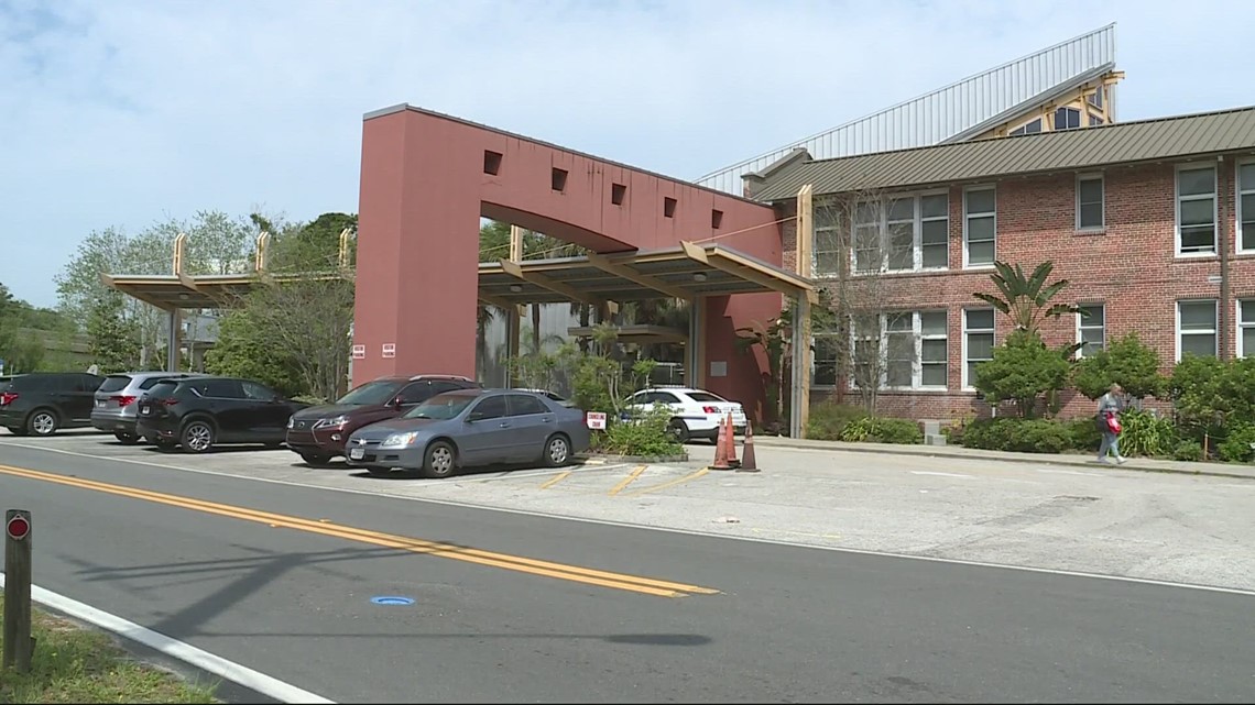 Douglas Anderson students to be interviewed by law enforcement - Vimarsana News
