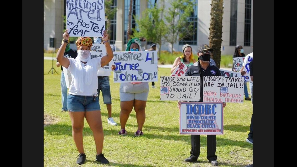 People protest in Florida the murder of Ahmaud Arbery | firstcoastnews.com