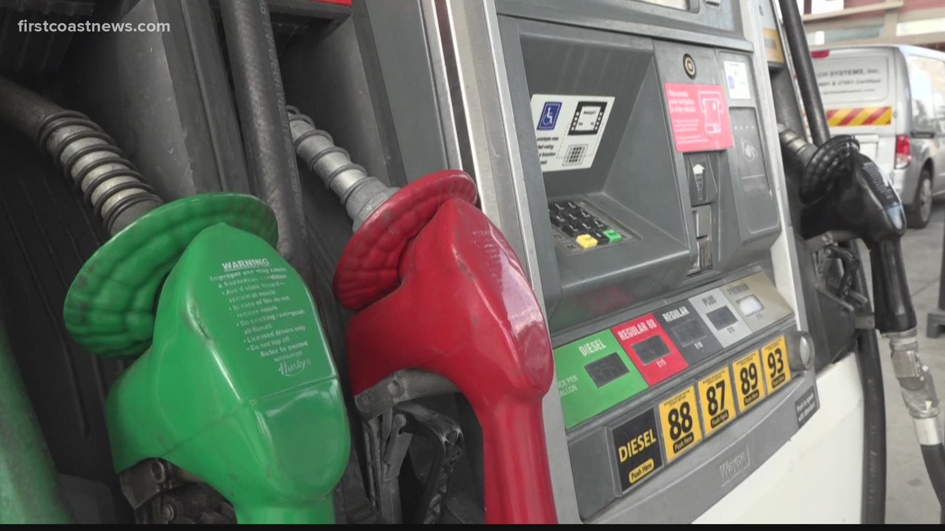 You can save when you get gas by using these tips and tricks.