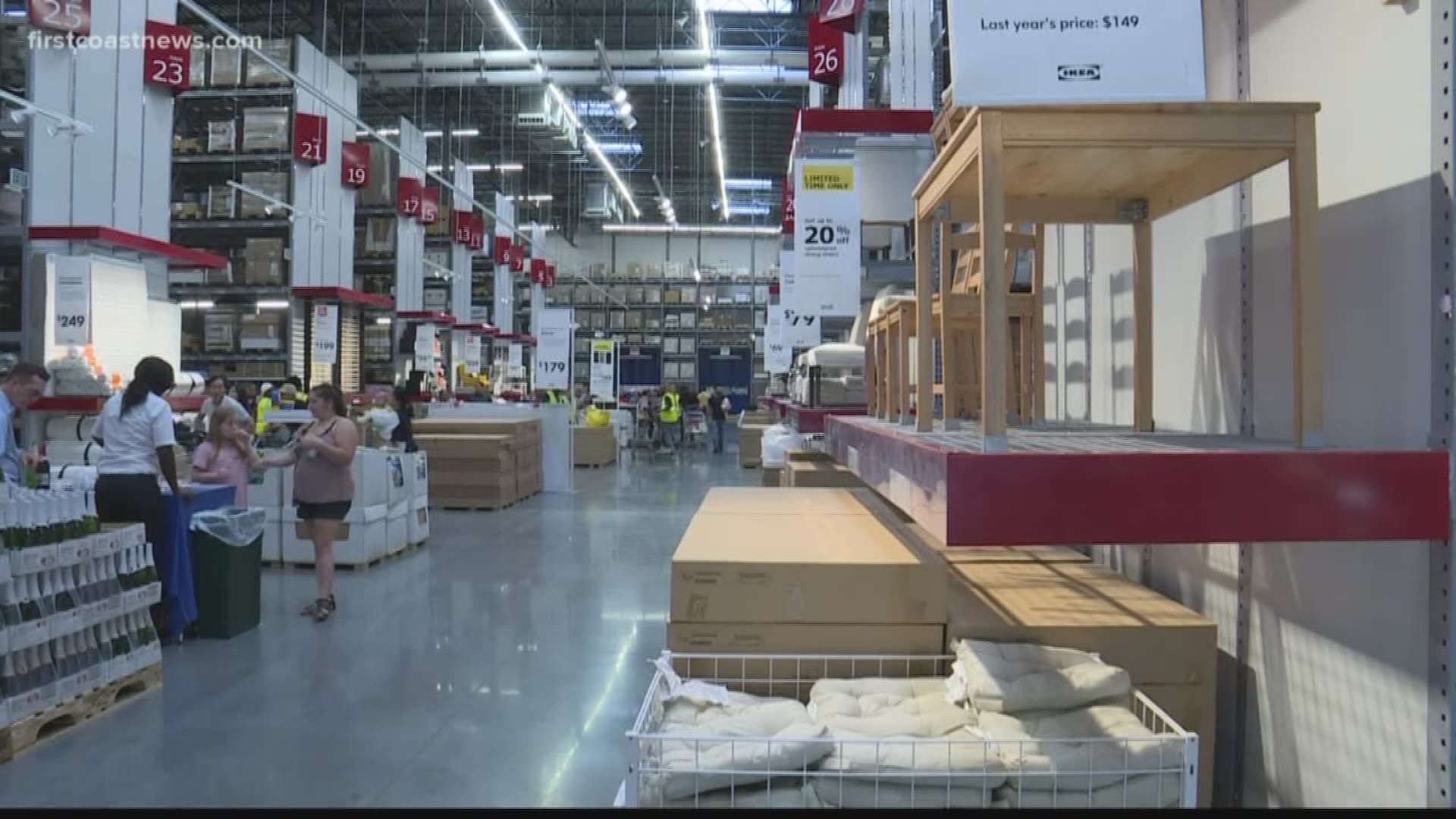FCN reporter Nick Perrault went to the grand opening and compared prices to other stores.