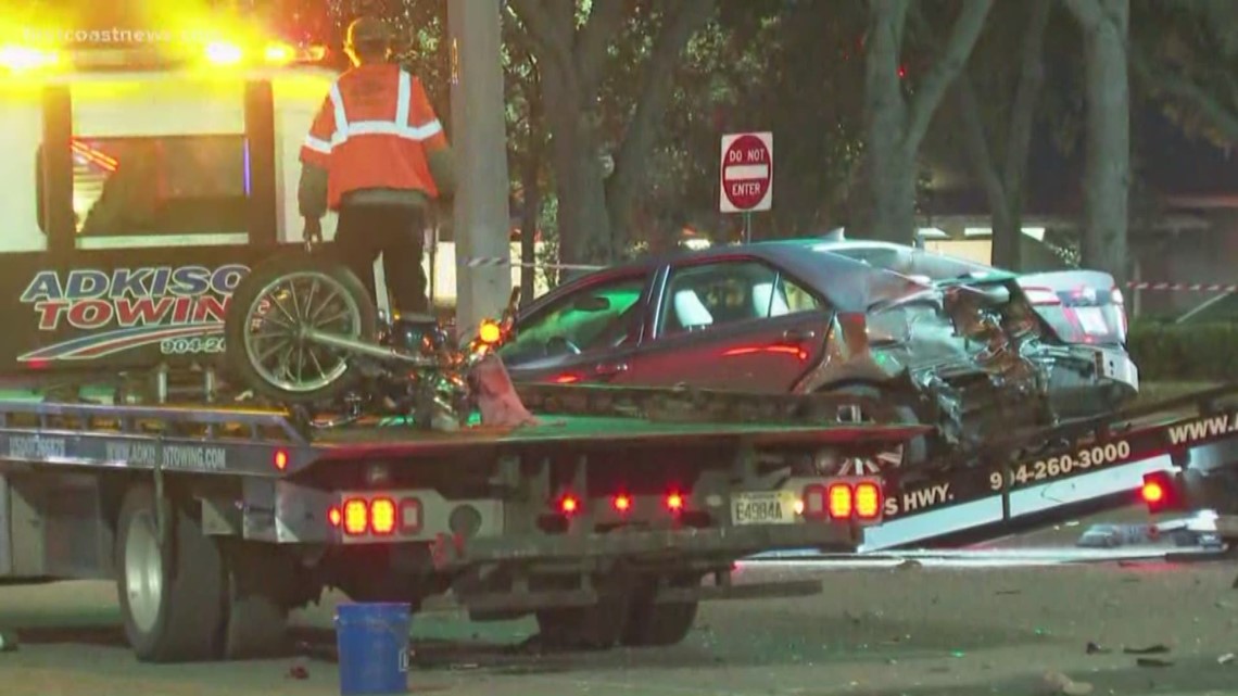Motorcyclist injured in crash on San Jose Boulevard in