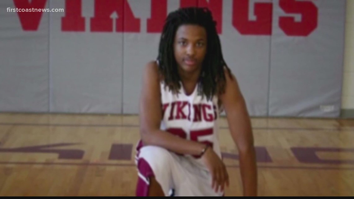 Review finds no foul play in Kendrick Johnson gym mat death