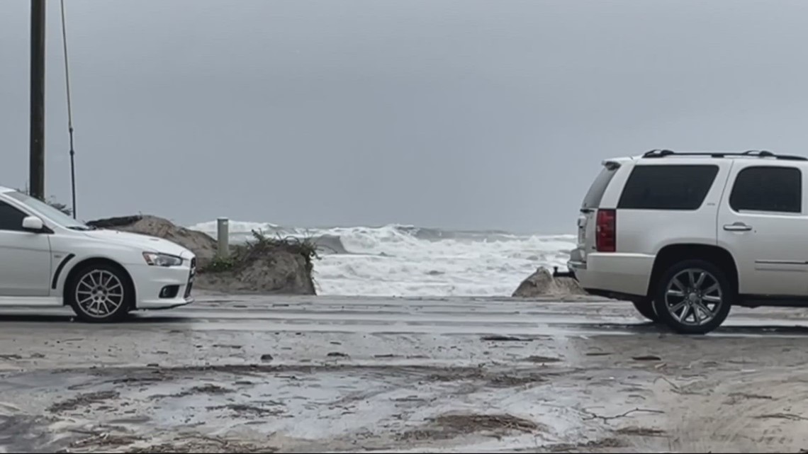 Homes in Vilano Beach in danger during erosion after Nor'Easter