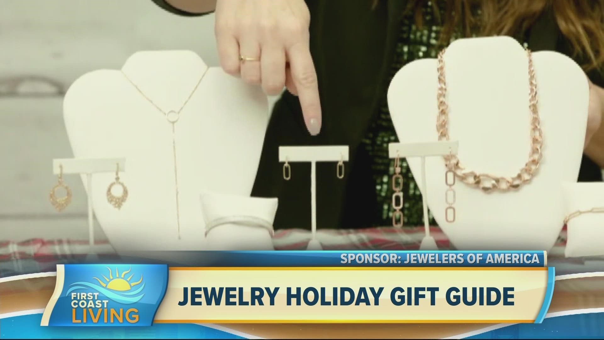 Amanda Gizzi of Jewelers of America shares her top jewelry gift ideas.