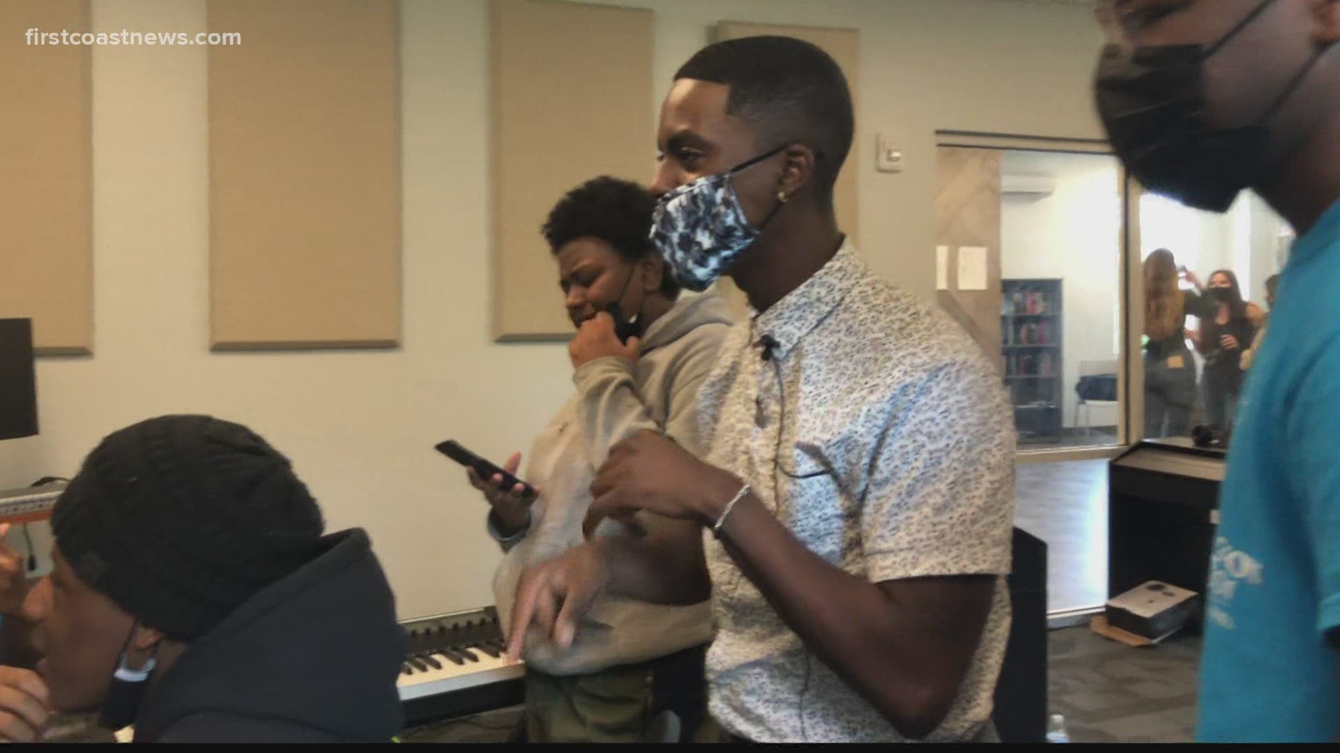 It's a first for MaliVai Washington Youth Foundation. The rapper known as SNDBOY is teaching a teen summer camp class on lyrical expression.