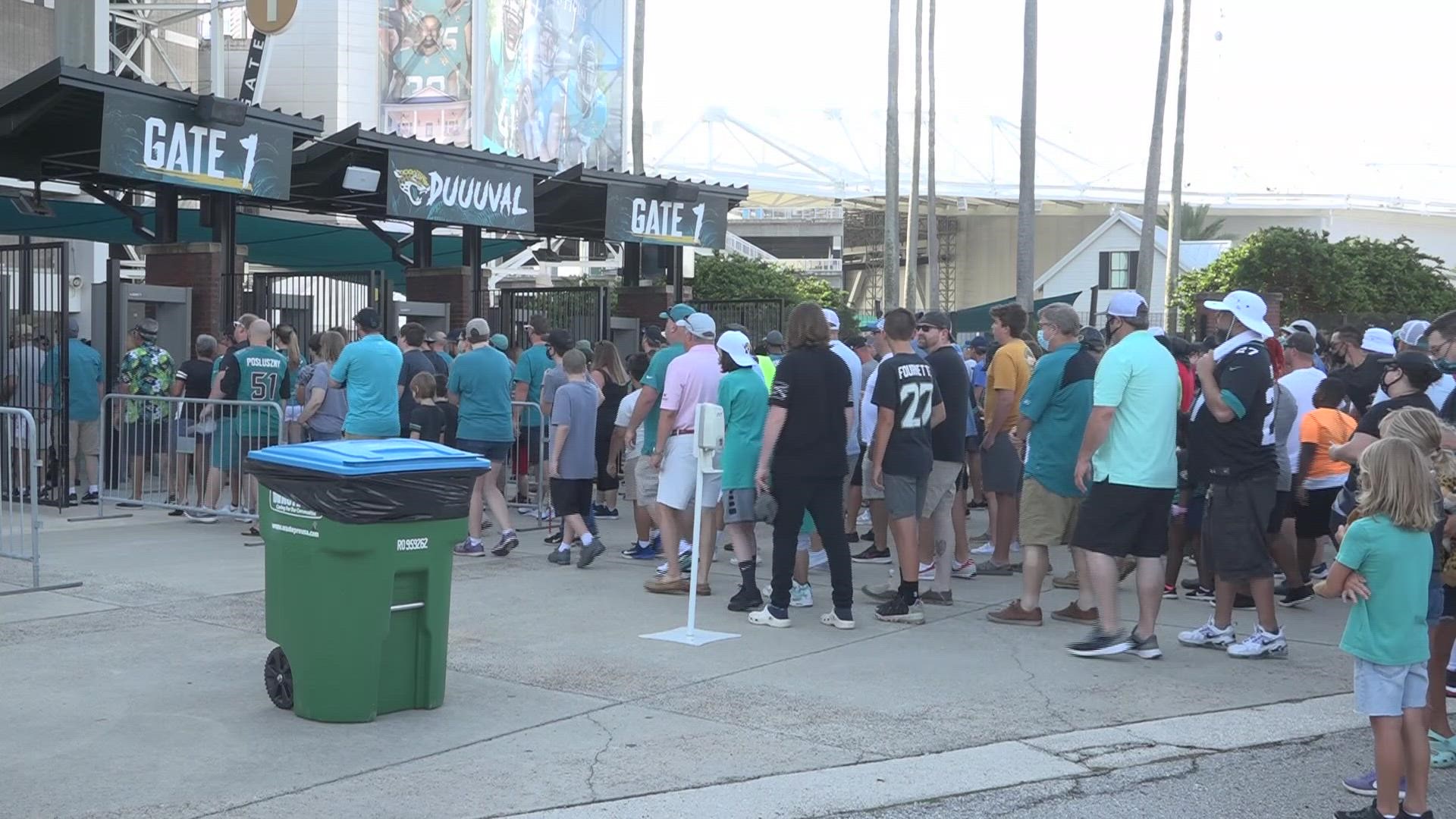 While fans came out in droves to watch the Jaguars scrimmage, the team hosted a vaccine event for fans.