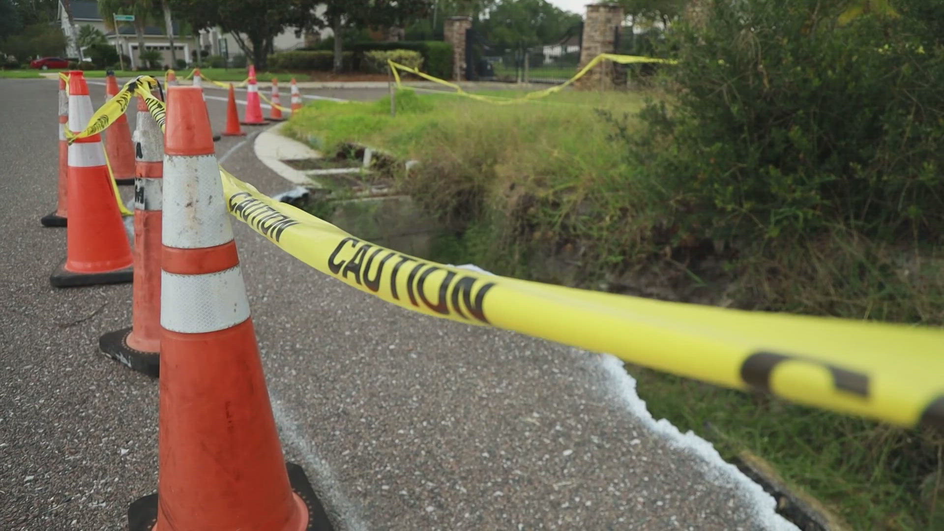 A growing hole plagued a St. Johns County neighborhood for months. After confusion and finger-pointing, Ask Anthony helped get answers and results. 