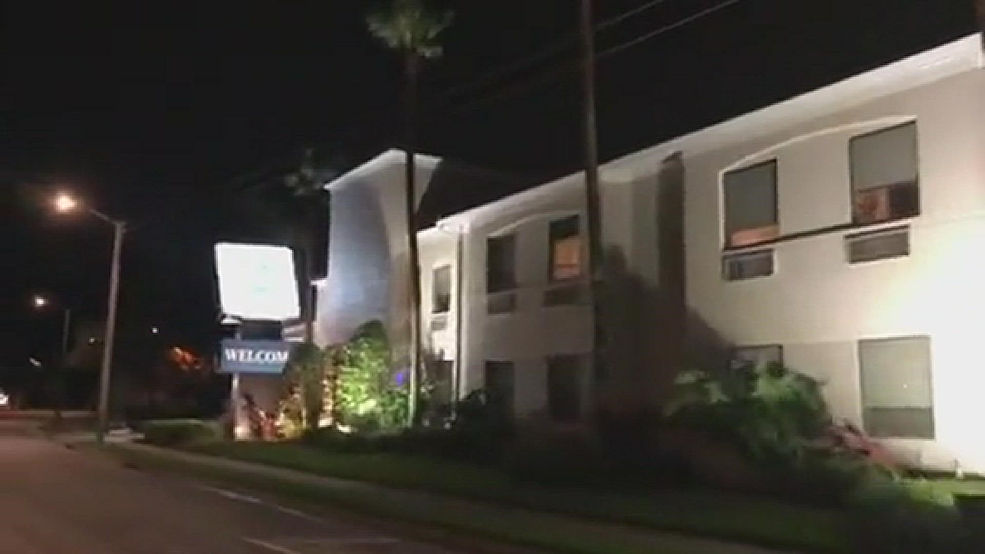 St. Augustine Inn sign tilted after #HurricaneIan
Credit: Renata Di Gregorio