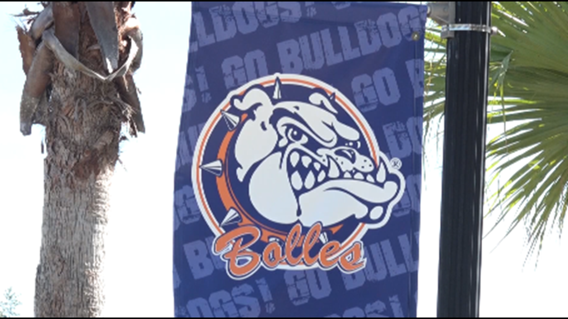 Bolles to discontinue part of its planned racial curriculum - Vimarsana News