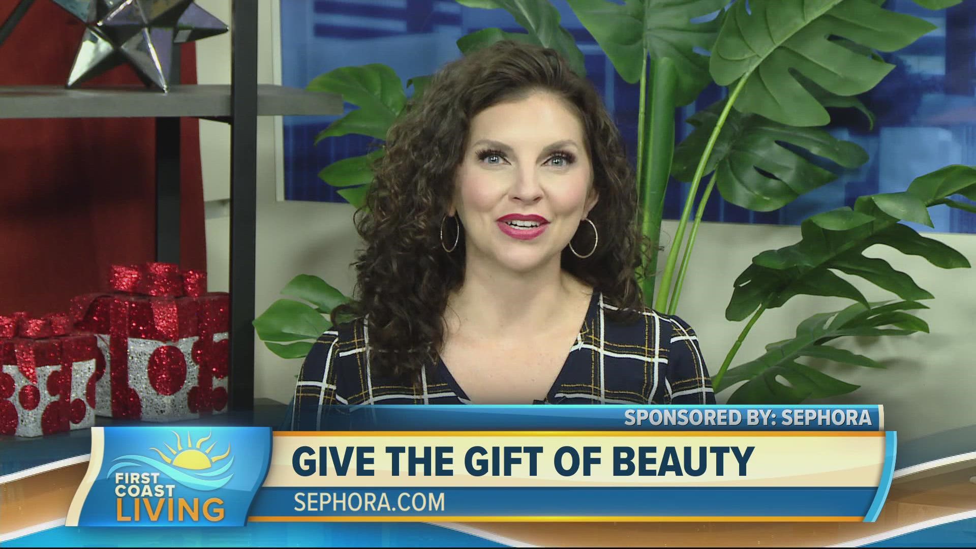 Sephora’s Beauty Director Melinda Solares, shares some of the best Sephora beauty finds of the season, from affordable stocking stuffers to exclusive gift sets.