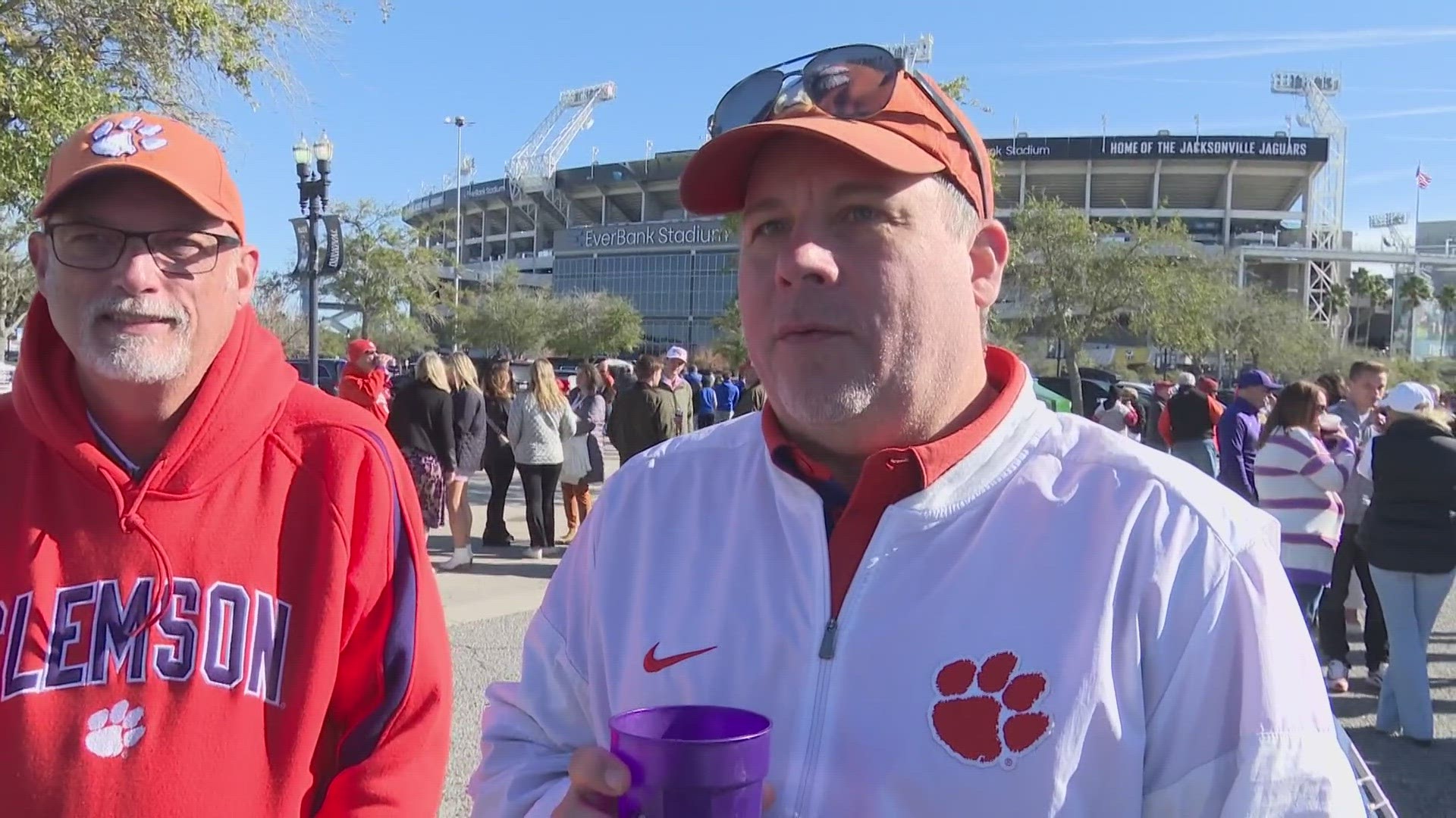 How well do Kentucky and Clemson fans know their teams?