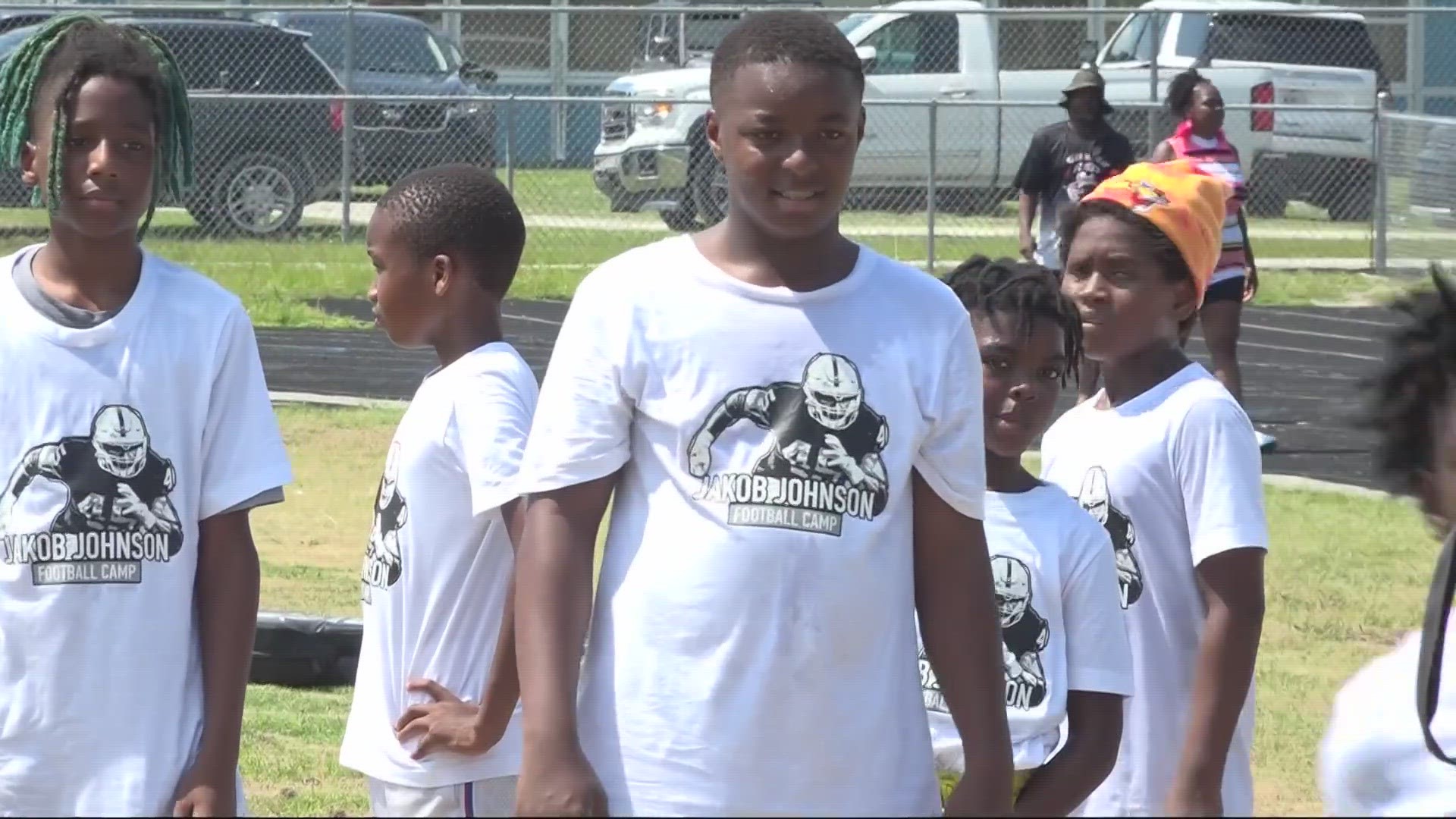 NFL player Jakob Johnson hosts second annual football camp in Jax