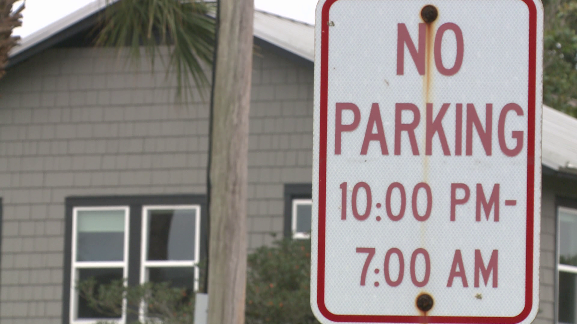 Elite Management Services proposed to charge a Neptune Beach visitor $2.50 an hour or $35.00 a day. Residents of this area say they are upset with the idea.