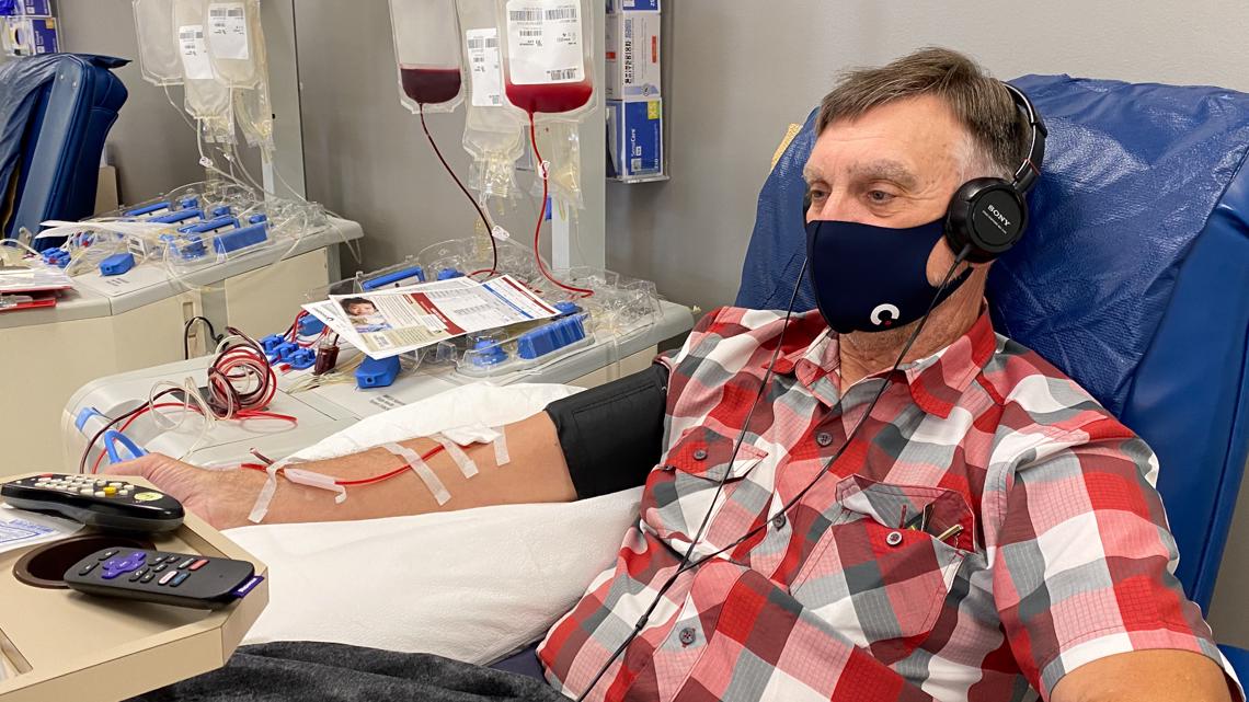 Stories of Service: Despite health challenges, Jacksonville veteran donates 100 gallons of blood - Vimarsana News