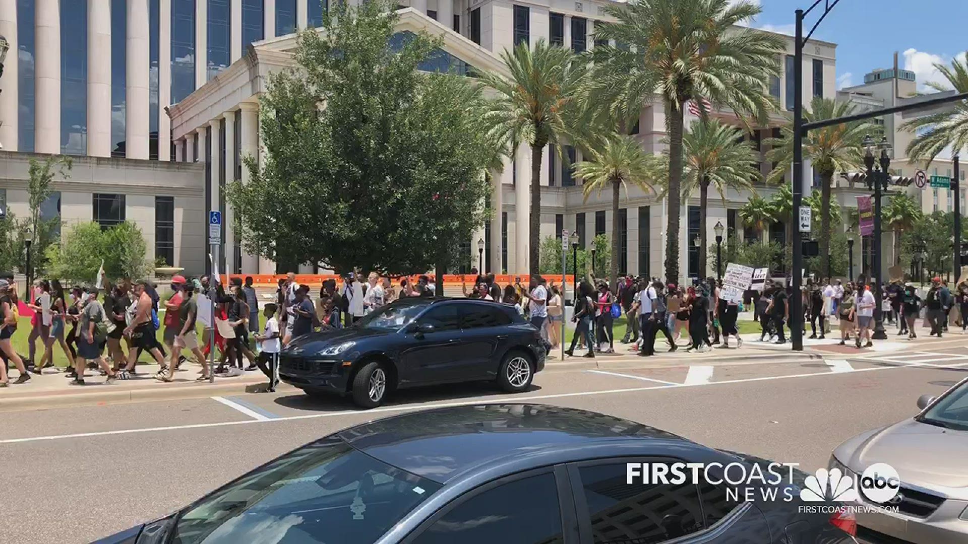 Dozens of people gathered Sunday afternoon at the Downtown Jacksonville courthouse to protest against police brutality. The protest then moved onto the streets.