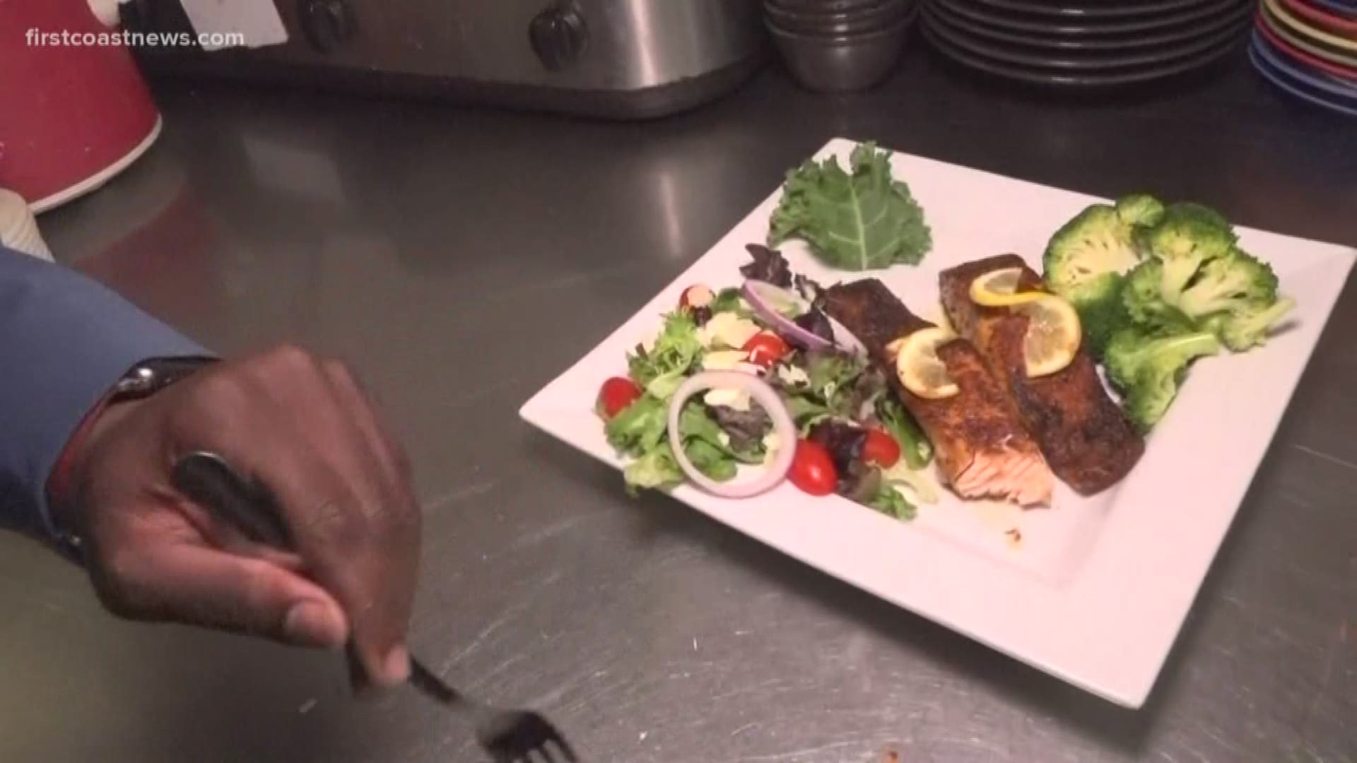 First Coast Foodies is hitting the road on Good Morning Jacksonville this week. Every day for the week of May 6 to May 10, we are going behind the scenes of your favorite restaurants. On May 6, we checked out Seafood Island Bar & Grille in San Marco.