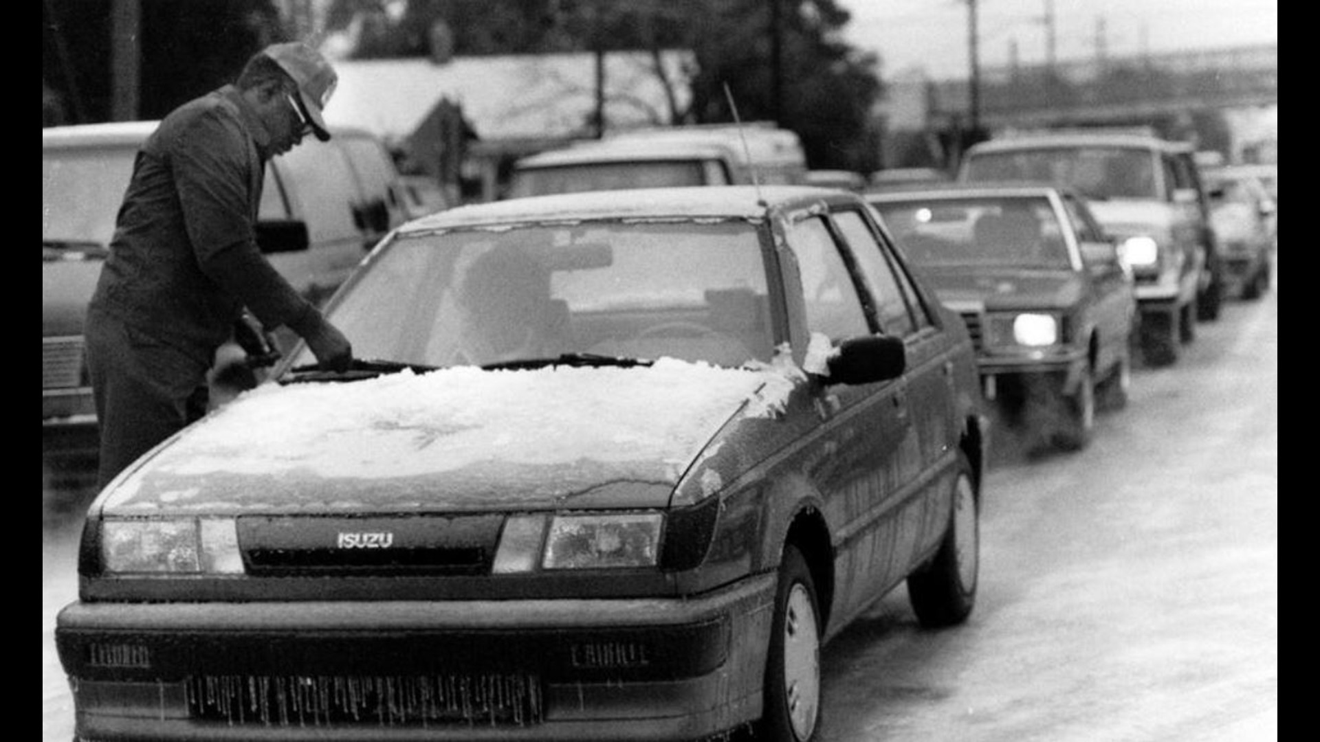 PHOTOS Freak snowstorm hits Jacksonville in December 1989
