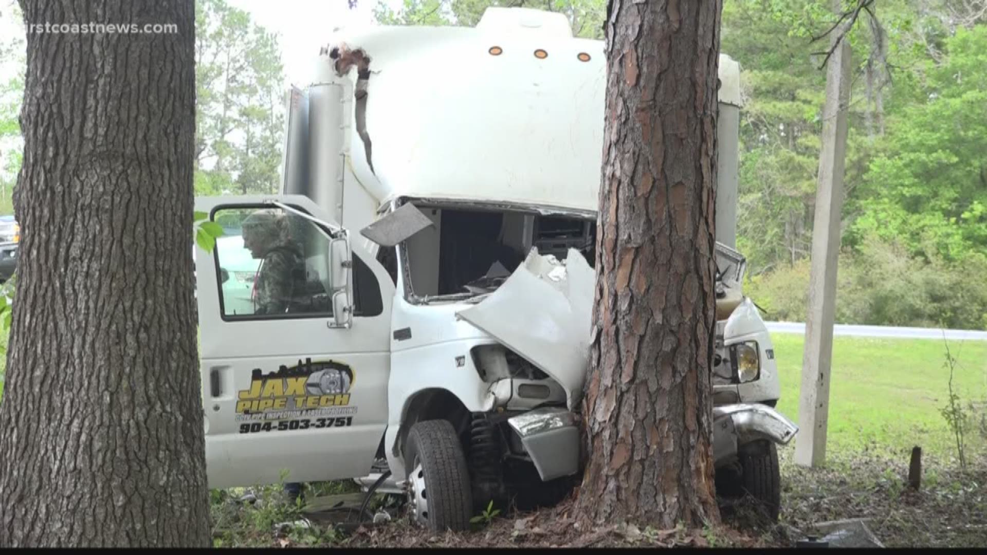 Crews with the Jacksonville Fire and Rescue Department are responding to a crash in the 9300 block of Chaffee Road on Wednesday morning.