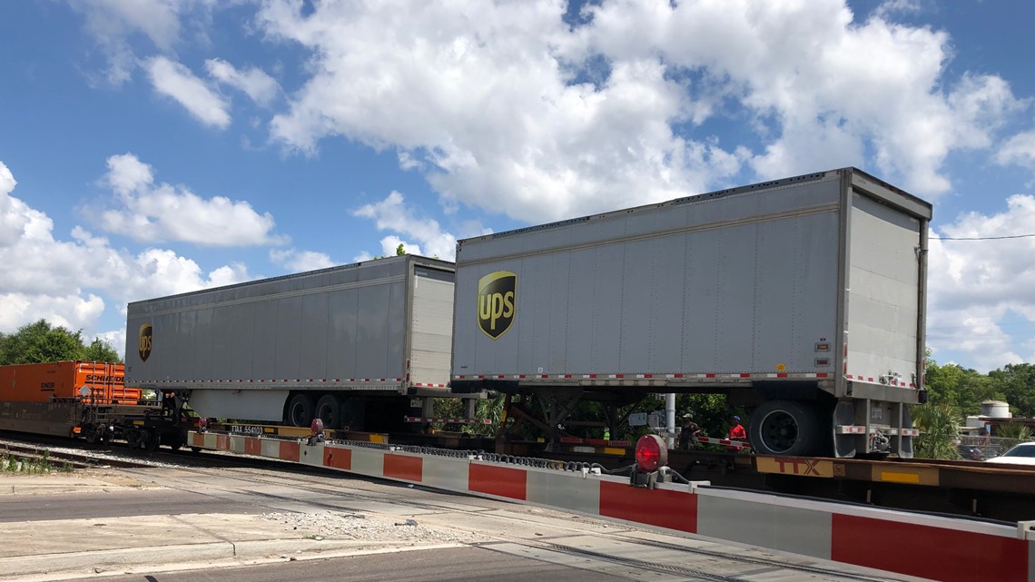 Railroad crossings back open after train derailment in N. Riverside ...