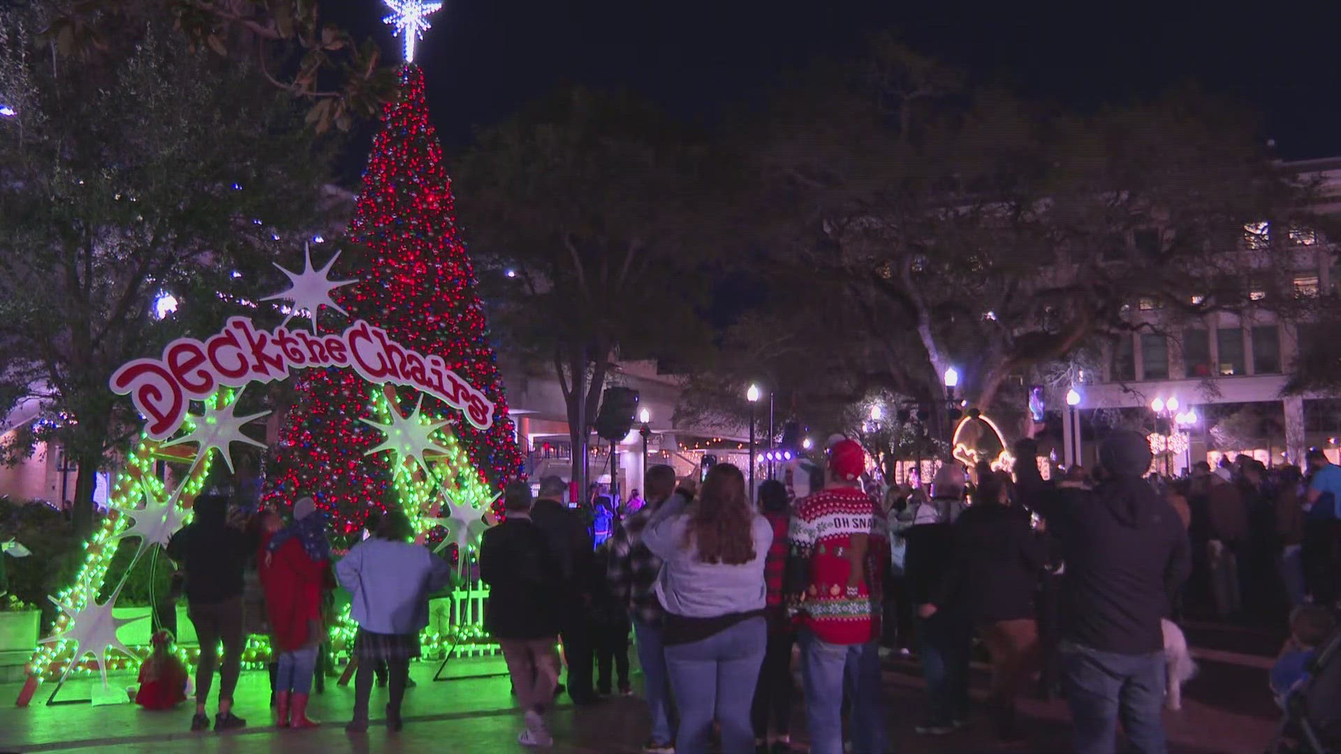 The festive Christmas tree lighting on Wednesday happened on the last scheduled Art Walk of 2023 and Deck the Chairs.