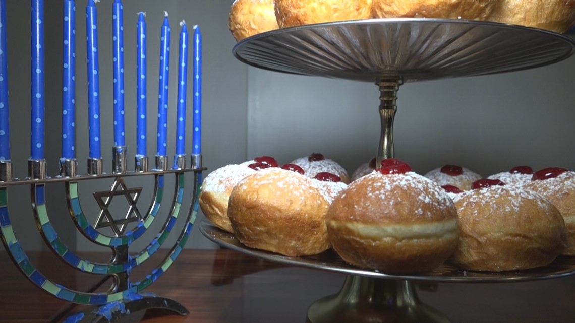 Jacksonville Israeli restaurant serving up Hanukkah treats - Vimarsana News