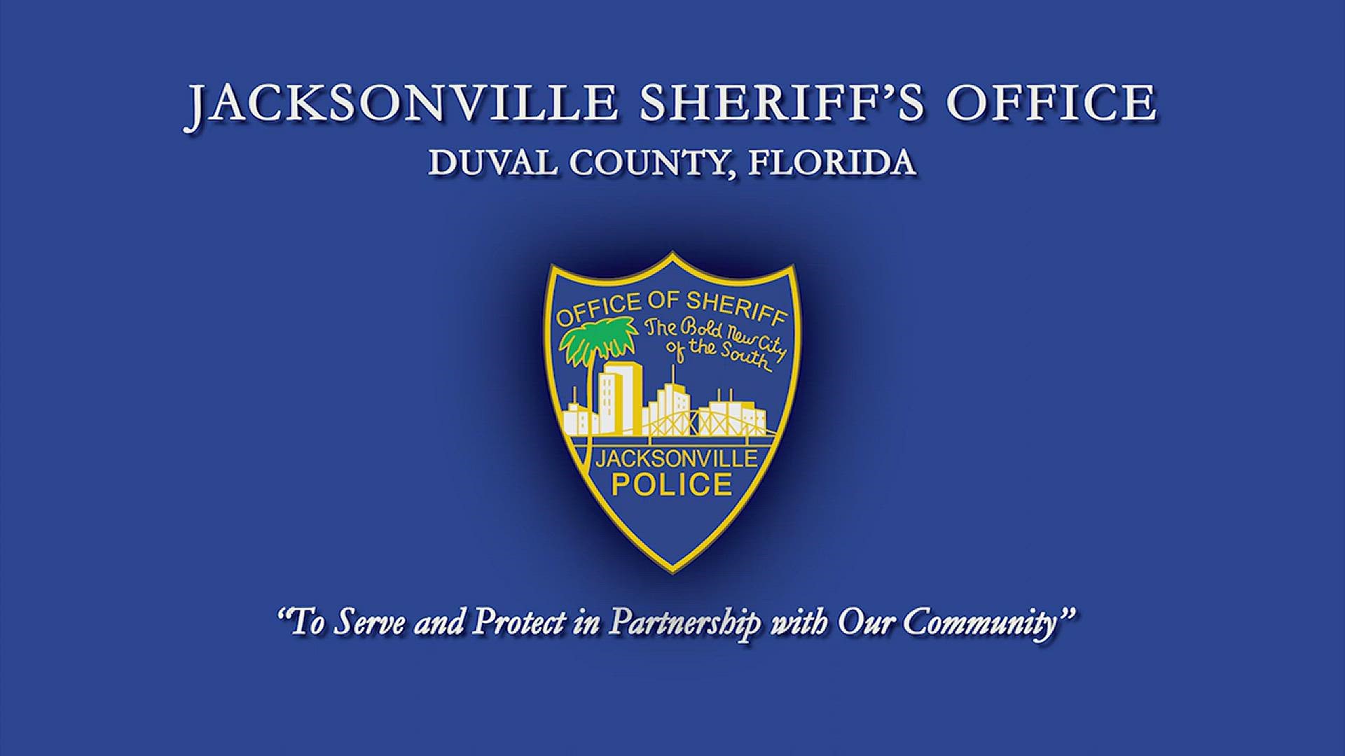 On Wednesday, November 2, 2022, members of JSO’s Narcotics Squad were deployed in the area of Edgewood and Broadway Avenues.