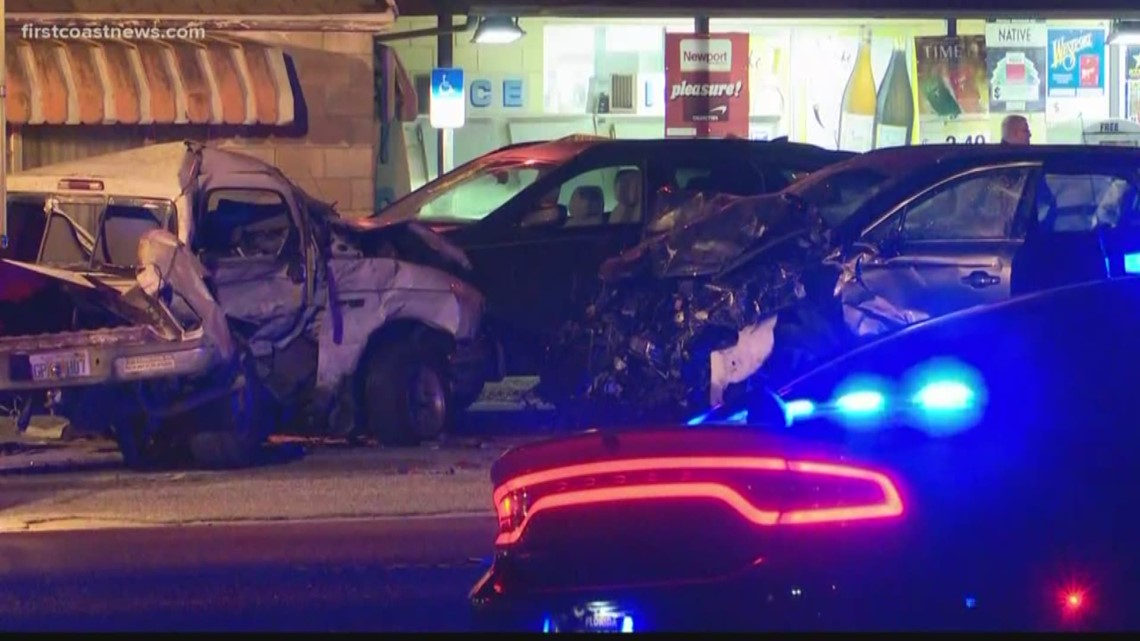 One dead after multivehicle crash on US1 in St. Johns County