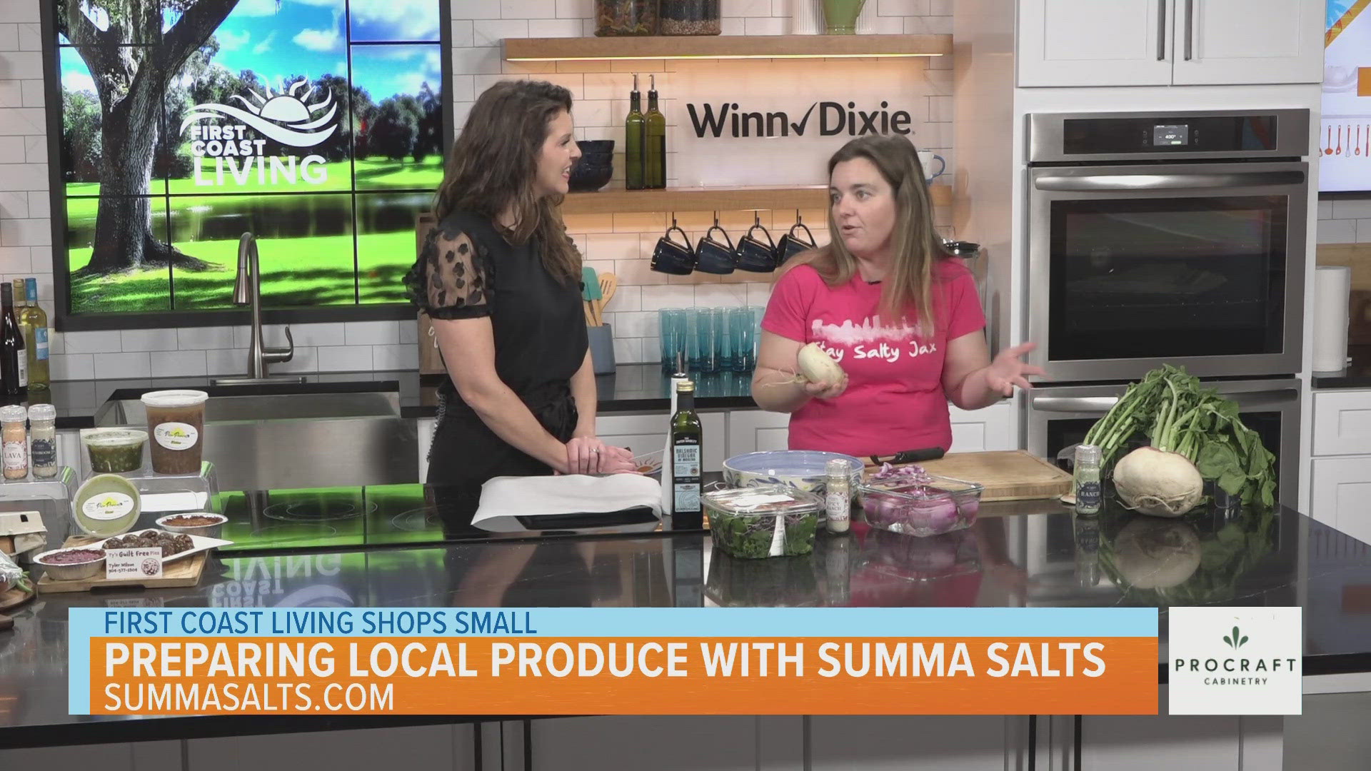 Check out these easy ways to enjoy fresh produce! Jordan is Livin' in the Kitchen with local small business, Summa Salts! 