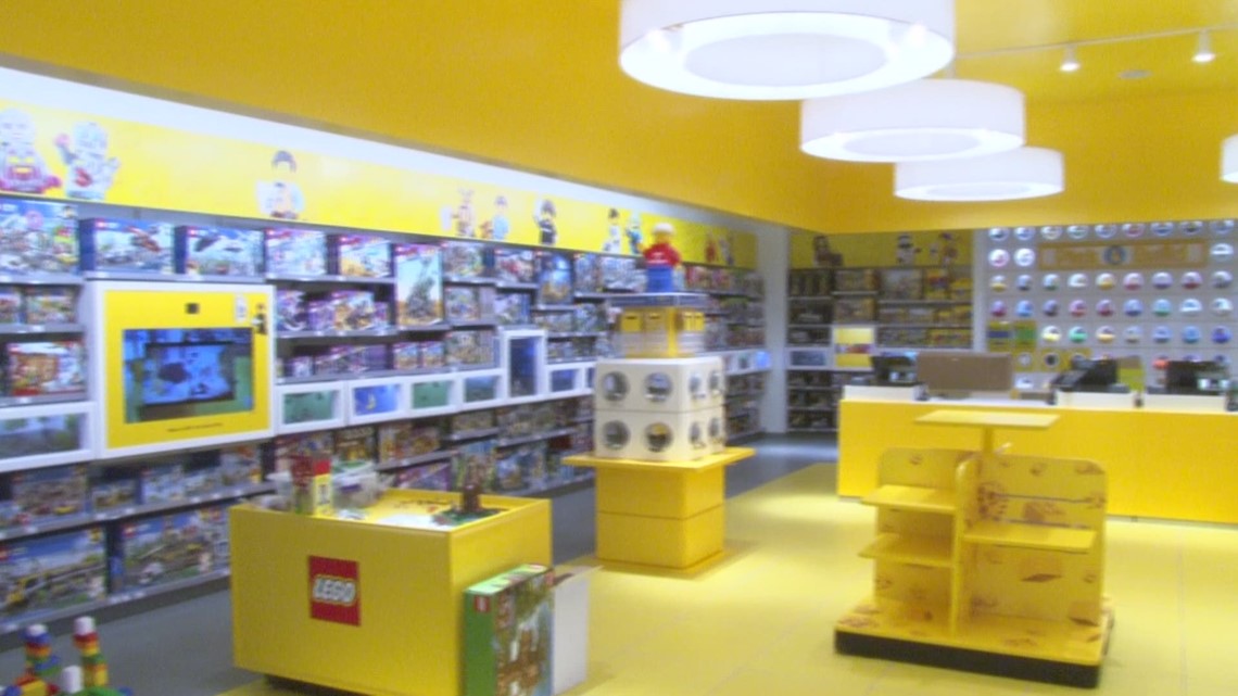 A look inside the new LEGO store open in Jacksonville