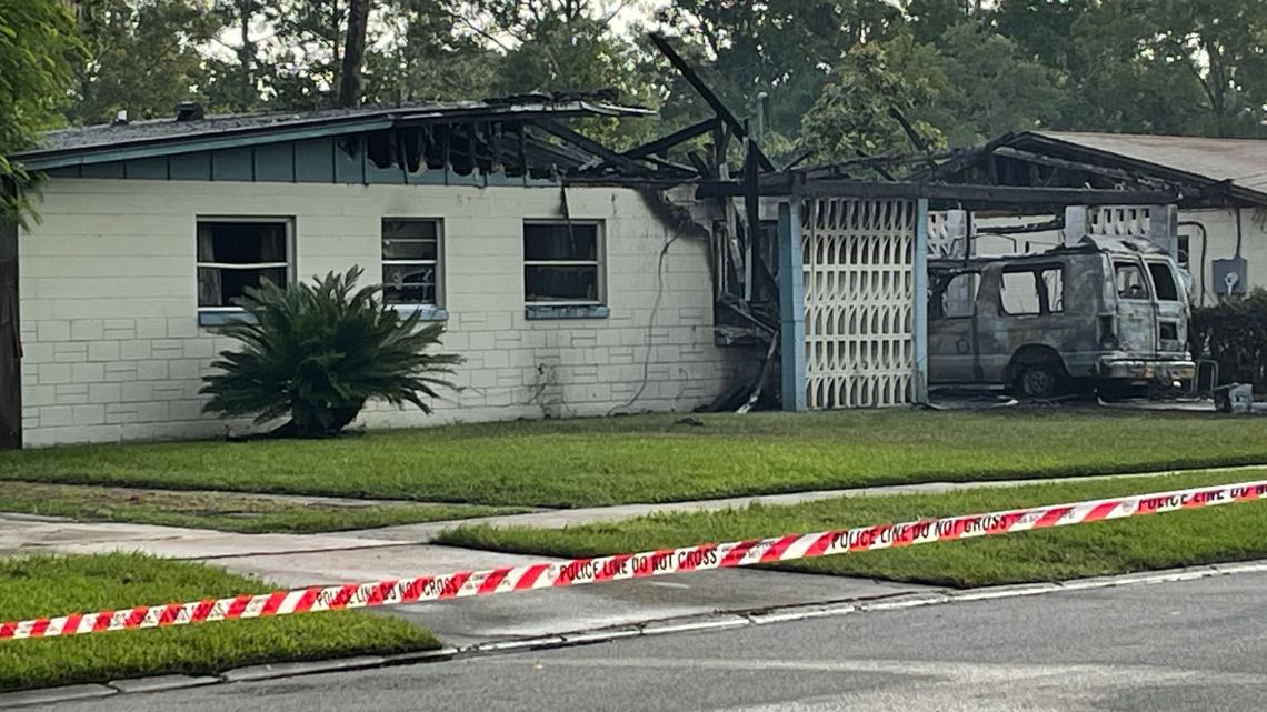 JFRD: Man dead after house fire on Jacksonville's Southside ...