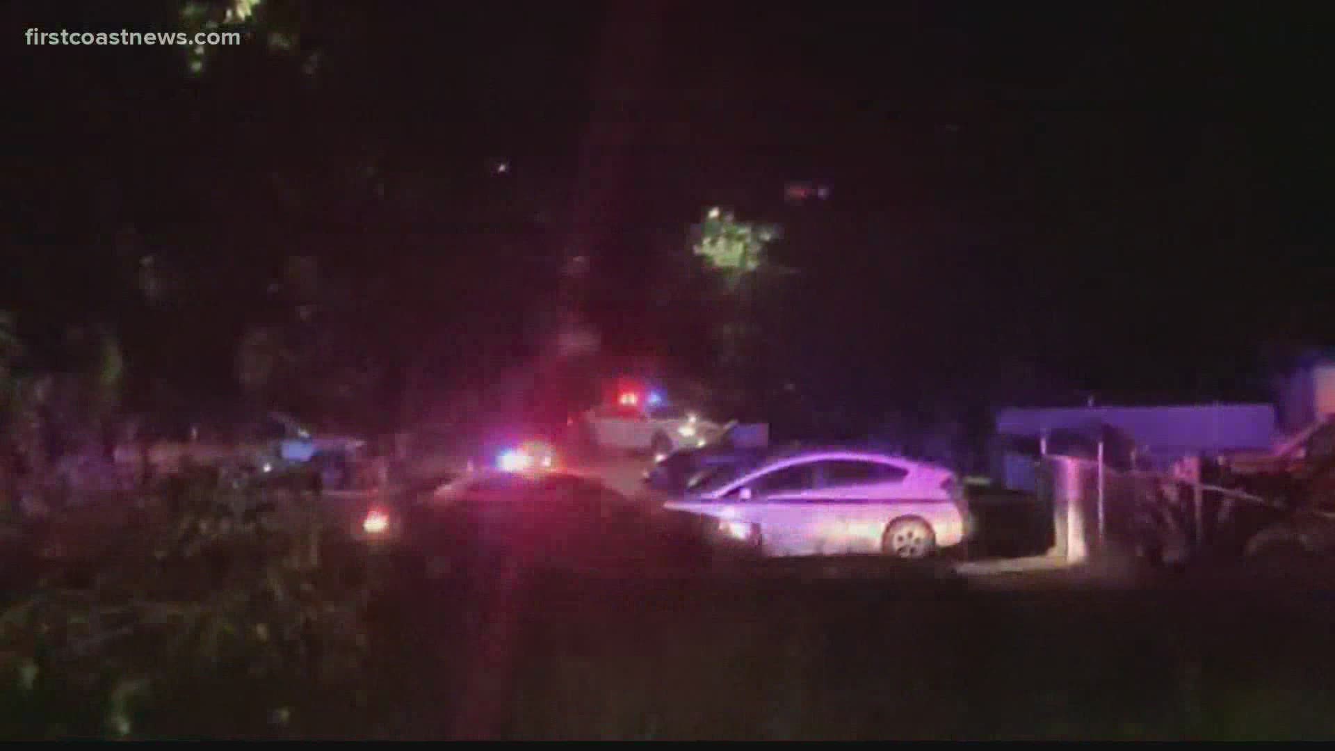 1 dead, 2 injured after shooting in Jacksonville's Midwestside