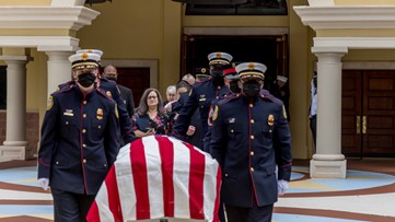 Friends, family honor memory of Jacksonville fire lieutenant who died from COVID-19