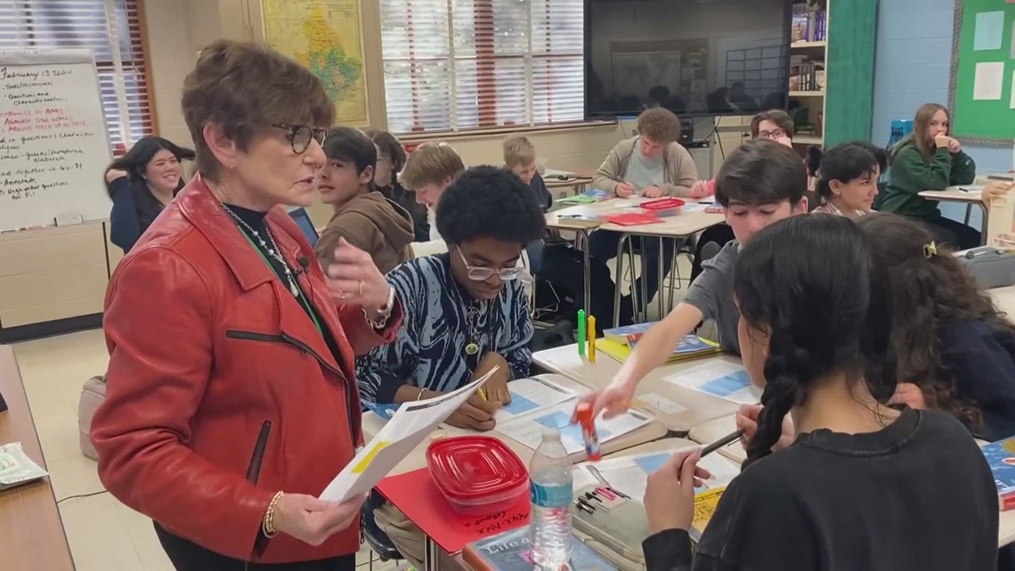 How is Mrs. Millstone at Mandarin High School in Jacksonville? - Vimarsana News