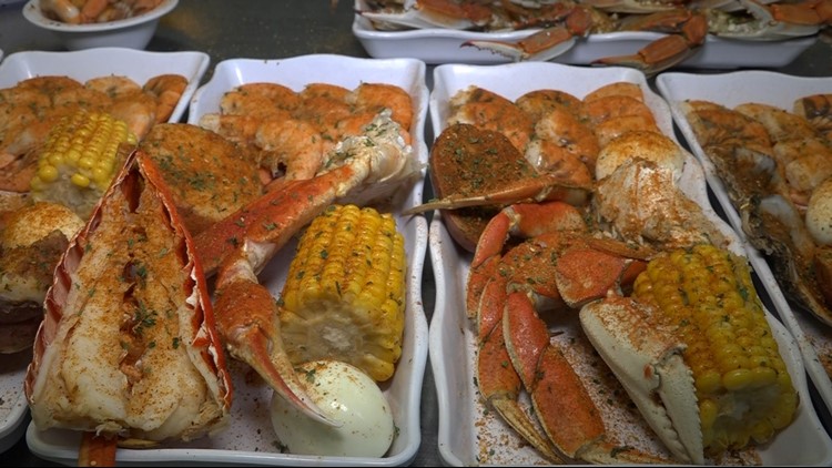 First Coast Foodies: Let Rod's Crab Shack fill your summer seafood cravings!