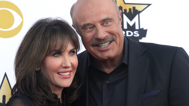 These photos of Dr. Phil's home has the internet bewildered ...