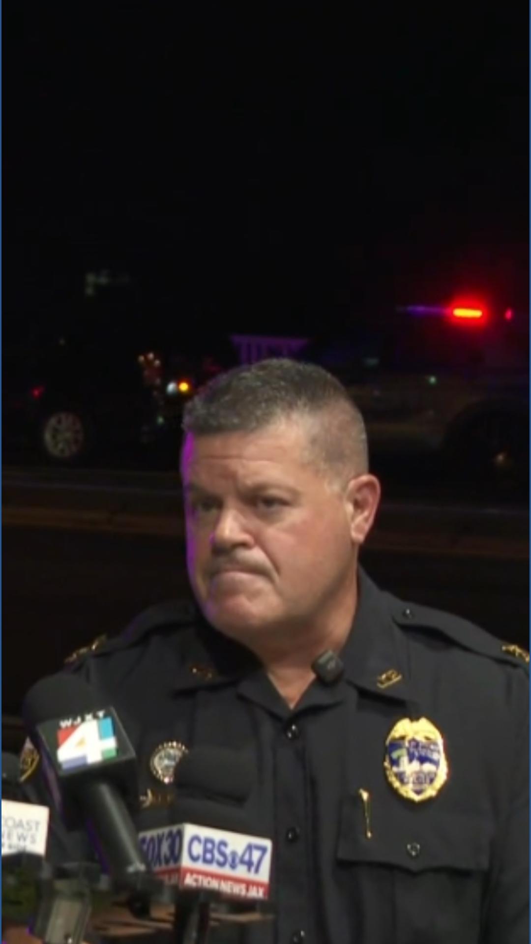 9 officers shoot, kill suspect barricaded in truck, JSO says ...
