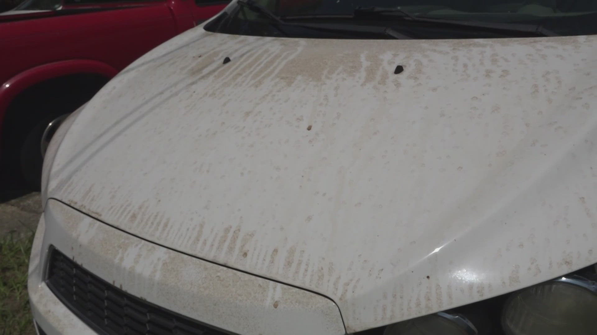 Some residents in the San Mateo area of Jacksonville woke up to find a mysterious "goo" covering their vehicles Friday.