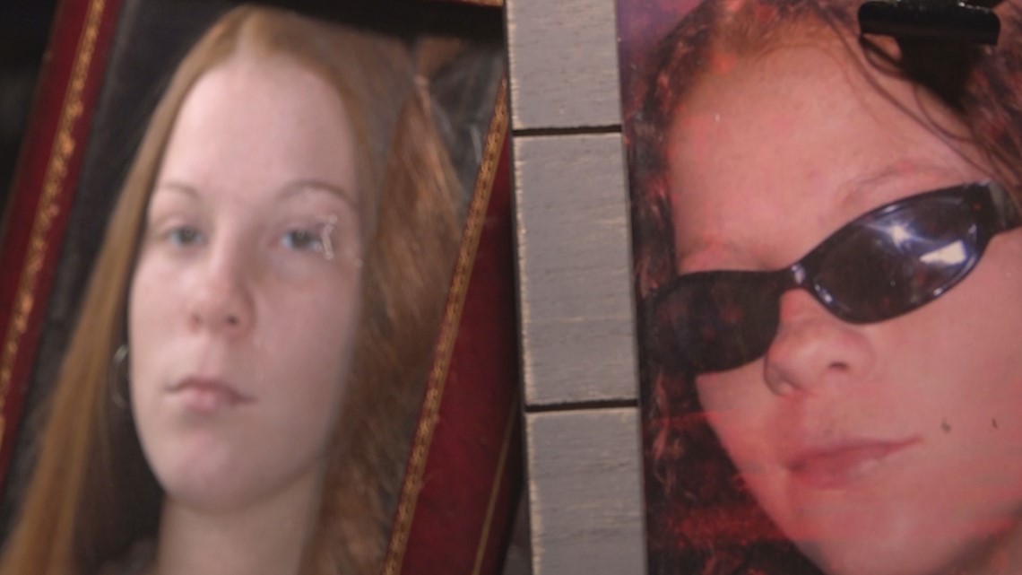 Jessie Moore of Jacksonville mourning twin sister's death | firstcoastnews.com