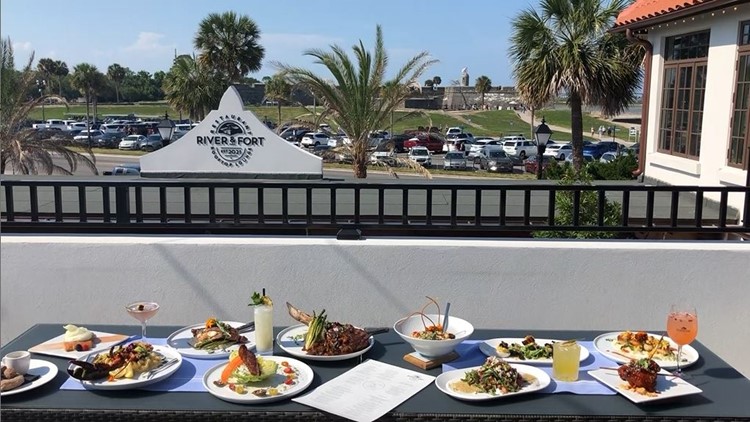 First Coast Foodies grabs dinner with a view at River & Fort!