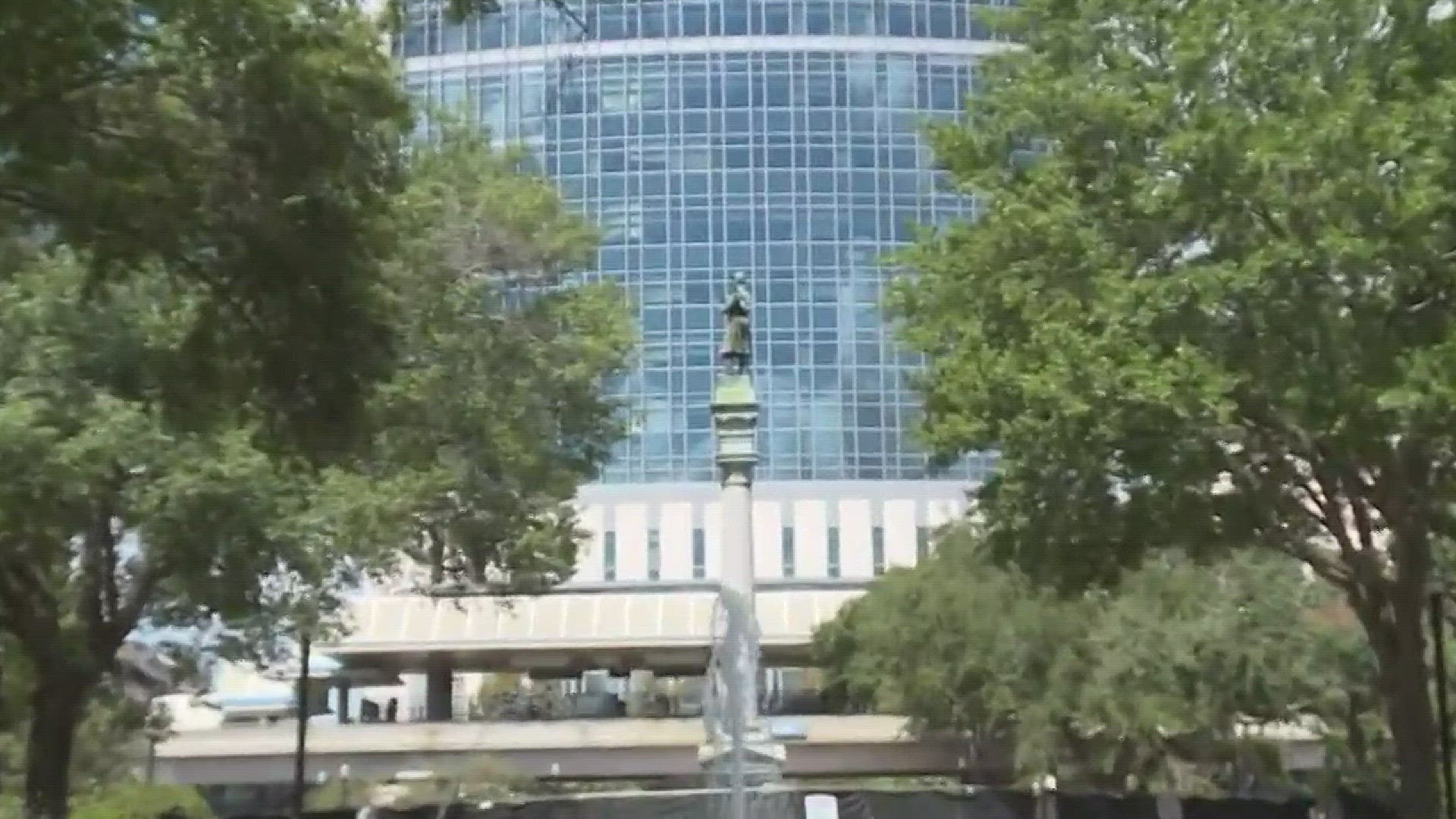 Local group protests removal of Confederate memorials at Hemming Park