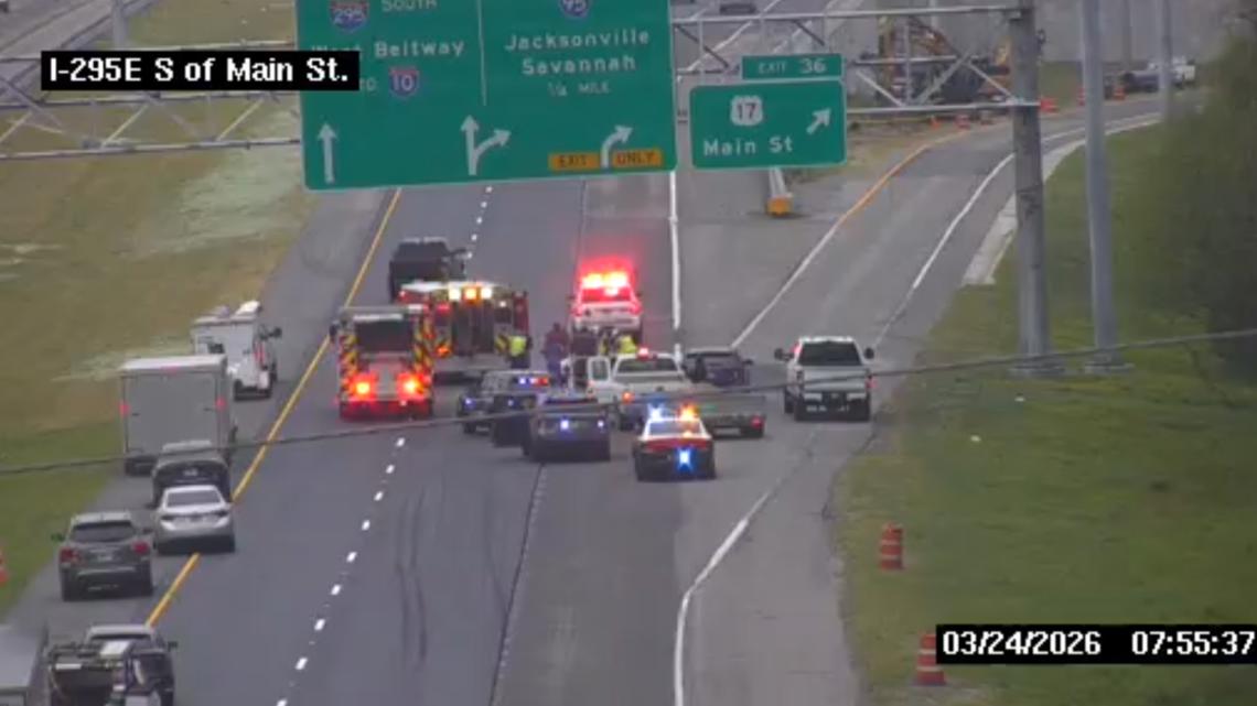 Traffic Alert: Major crash has most lanes blocked on I-295 N at US-17