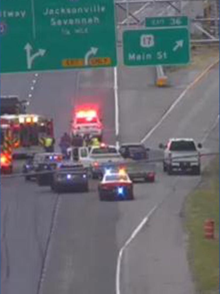 Lanes back open after major crash had most blocked on I-295 N at US-17 ...