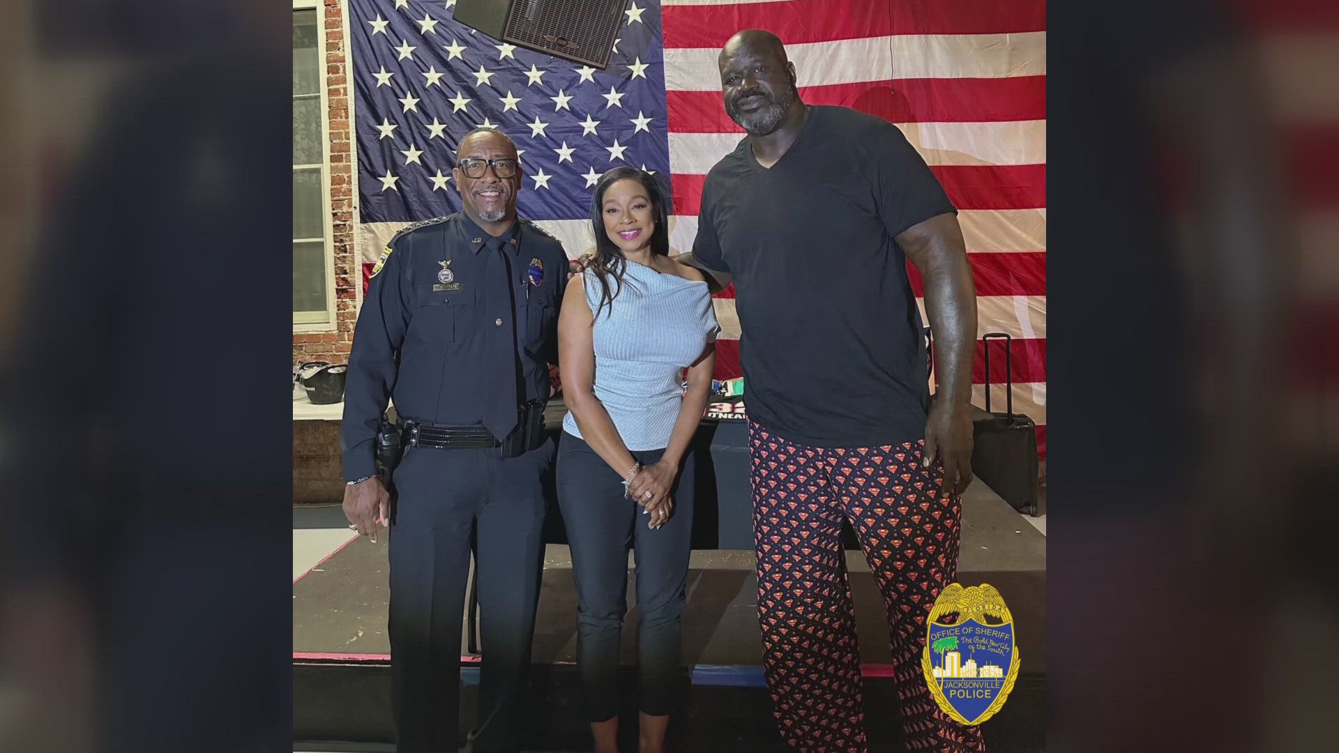 The big man himself took time to connect with JSO district one bike squad officers and Sheriff T.K. Waters before his show at Decca Live downtown on Saturday.