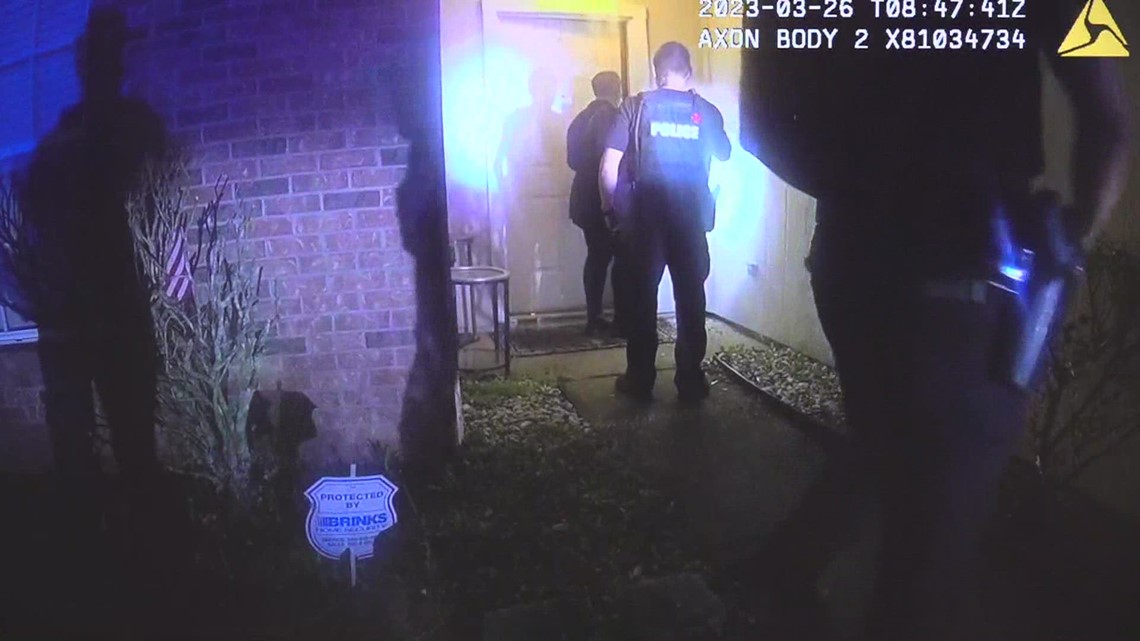 Body camera footage shows moments before suspect shot at police and his mother, injuring officer