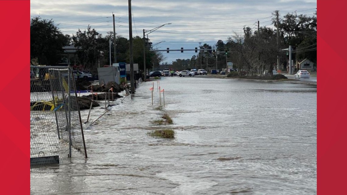 Roadway back open after massive water main break in Mandarin - Vimarsana News