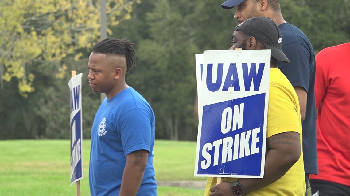 Why are United Auto Workers in Jacksonville on strike? - Vimarsana News