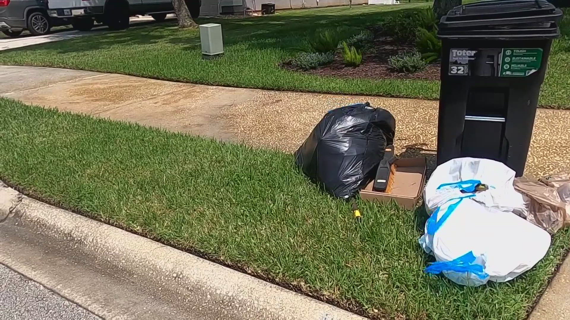 garbage-not-collected-at-5-000-plus-st-johns-county-homes-and-it-s