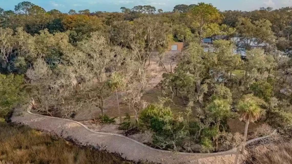 Wall prompts worry over potential flooding in St. Augustine - Vimarsana News