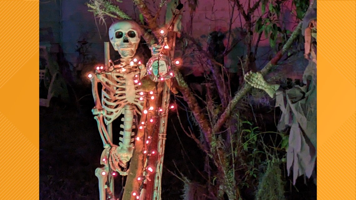 Jacksonville man decorates his front yard for Halloween