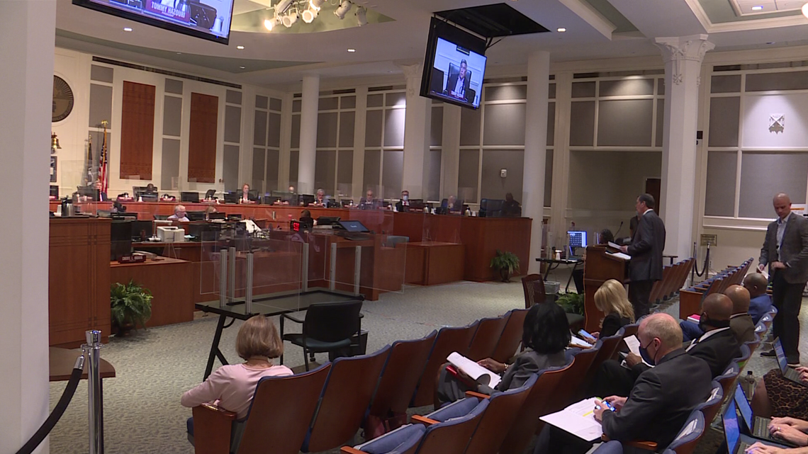 Gas tax proposal draws criticism from some Jacksonville leaders - Vimarsana News